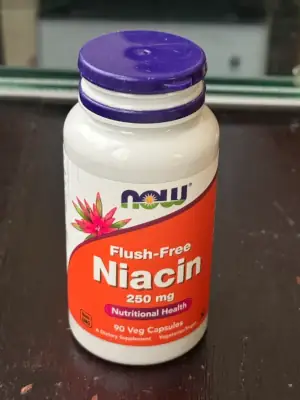 Zinc supplement in capsule form that consists of vitamin C, probiotics, as well as a blend of fruits and vegetables.